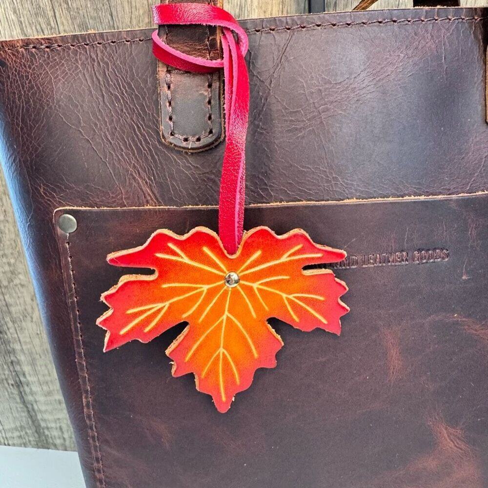 Maple Leaf Genuine Leather Purse Charm NeW FAST SHIP Leather Keychain Bag Flair